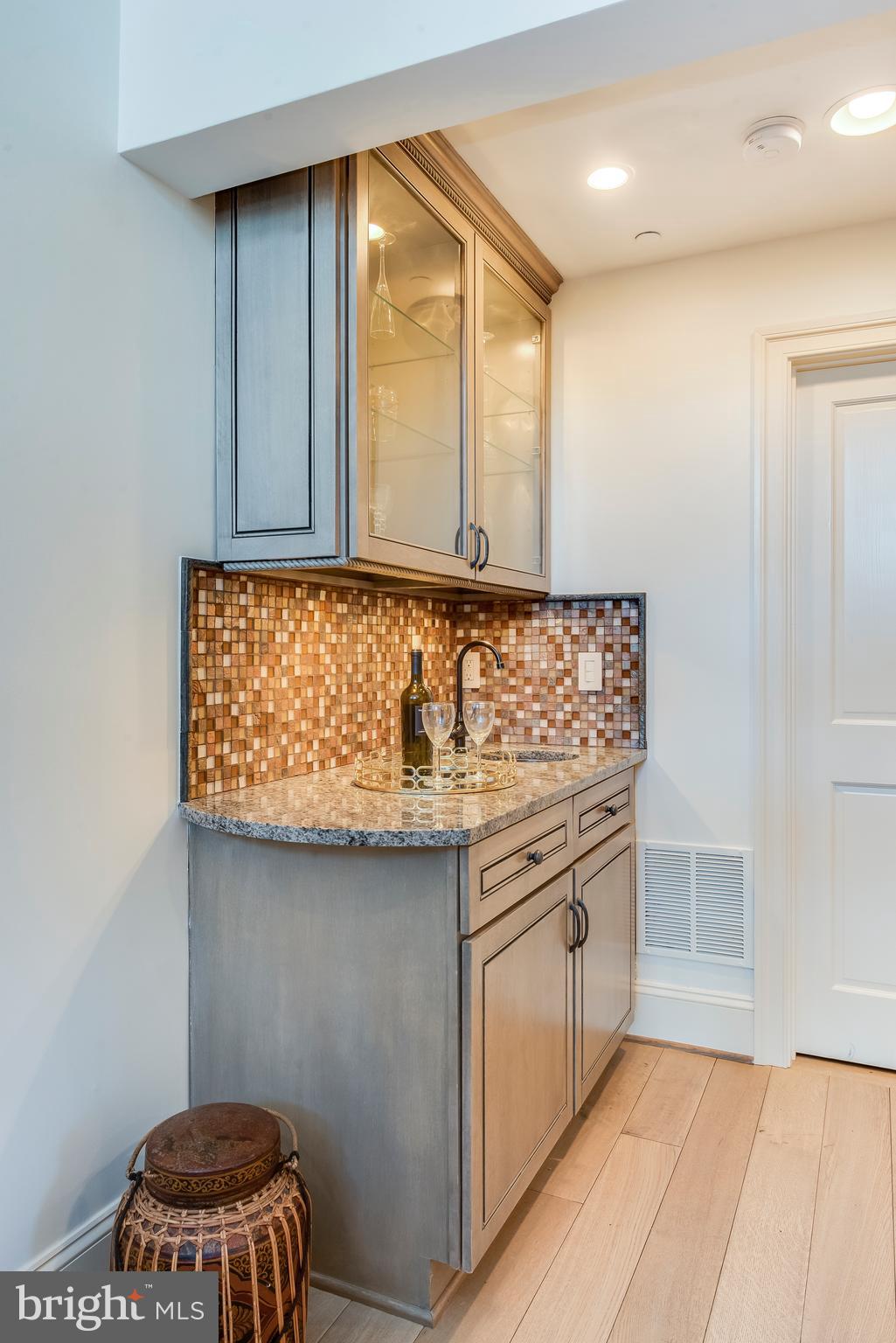 HORN POINT - Residential