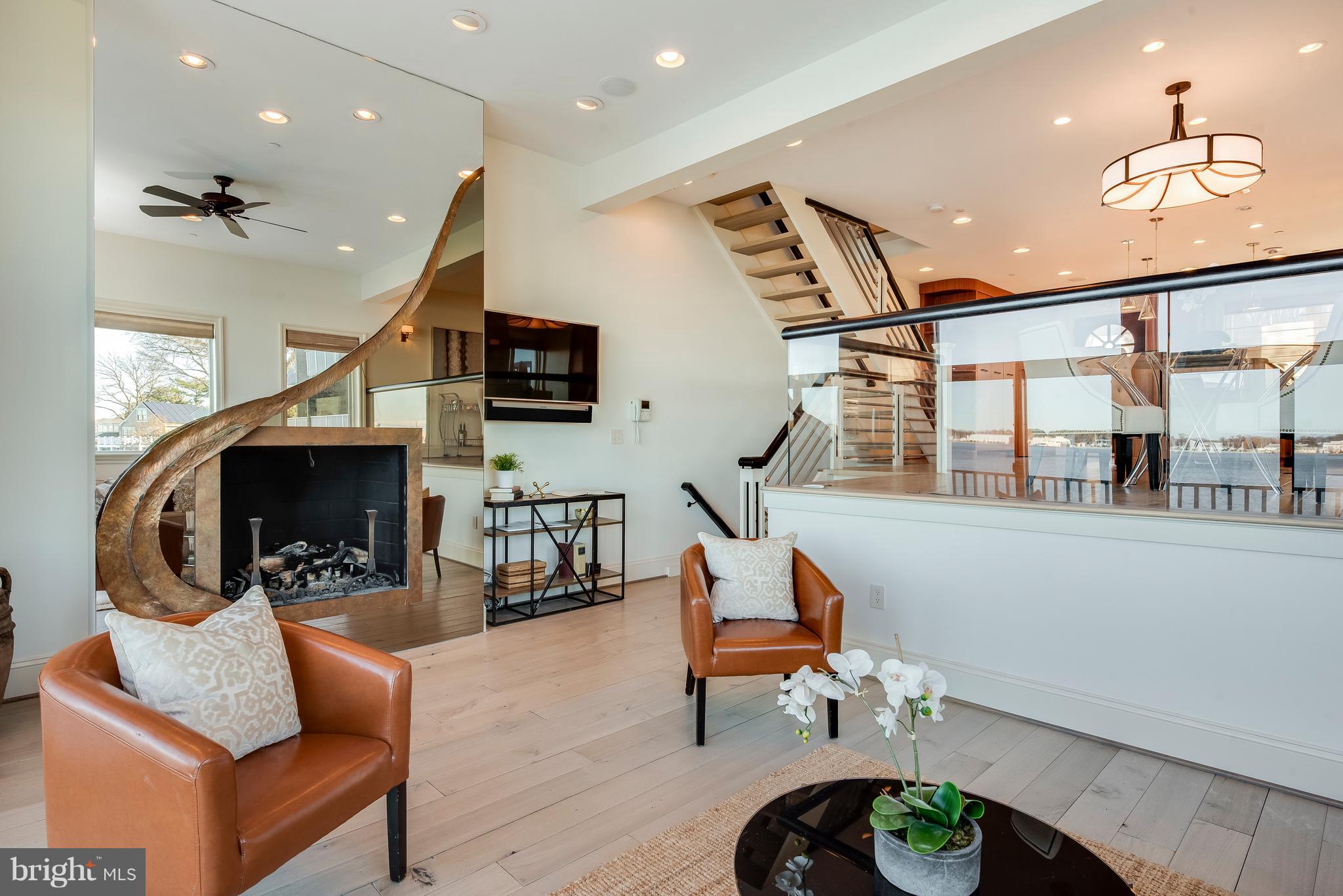 HORN POINT - Residential