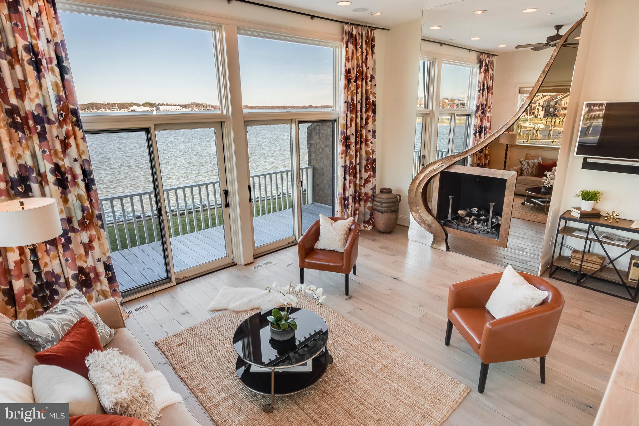 HORN POINT - Residential