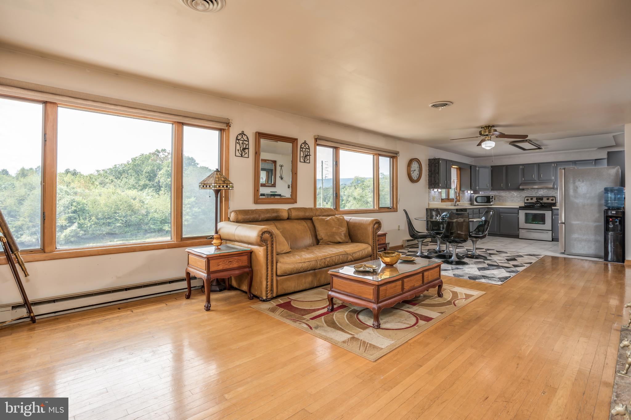 SPRING VALLEY - Residential