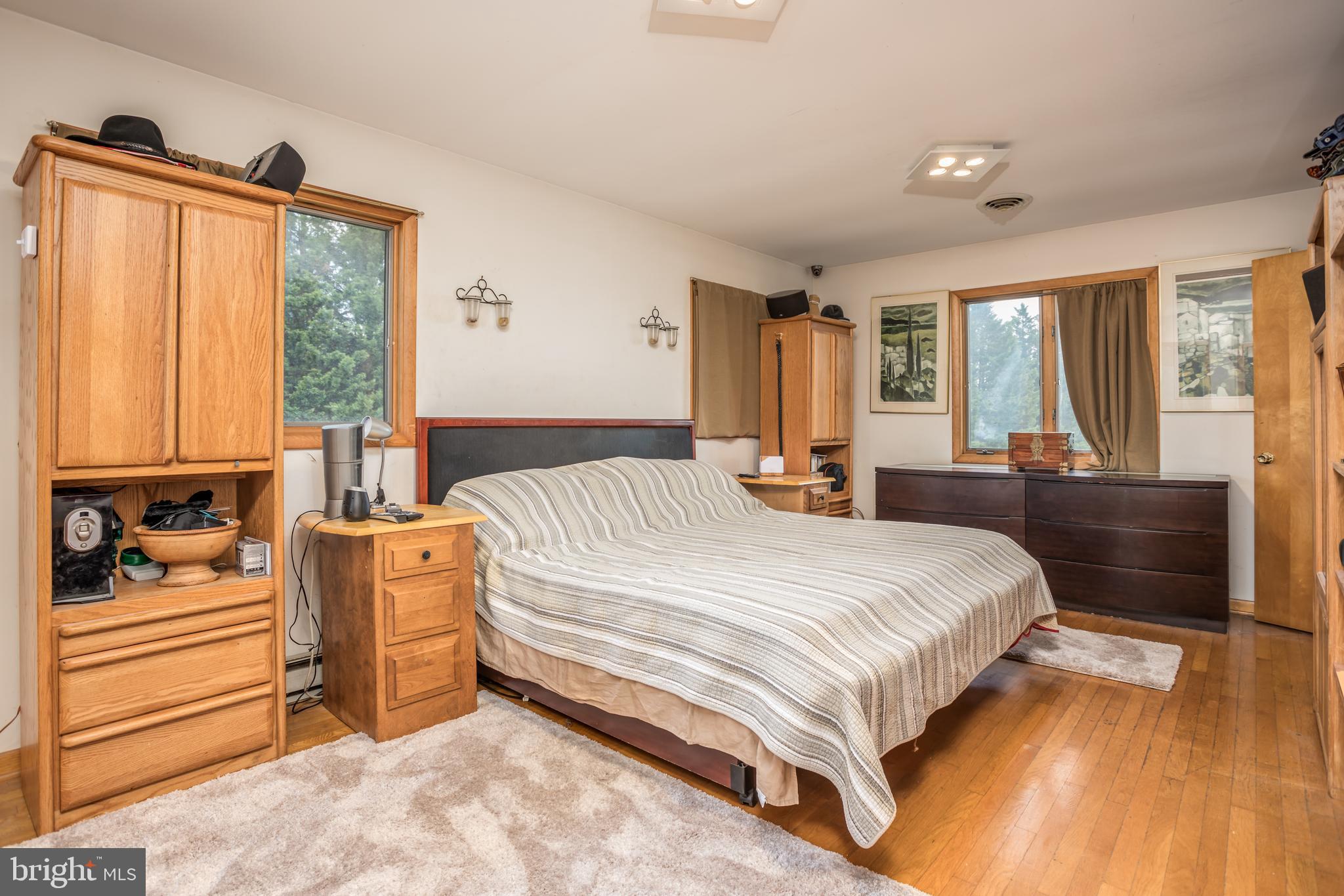 SPRING VALLEY - Residential