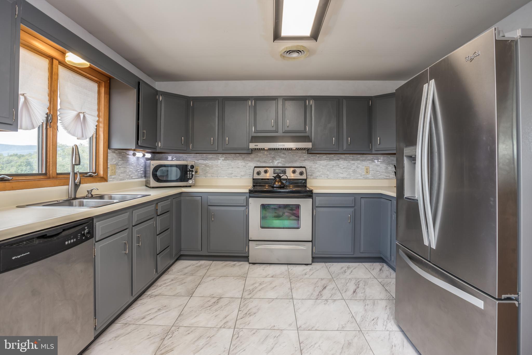 SPRING VALLEY - Residential