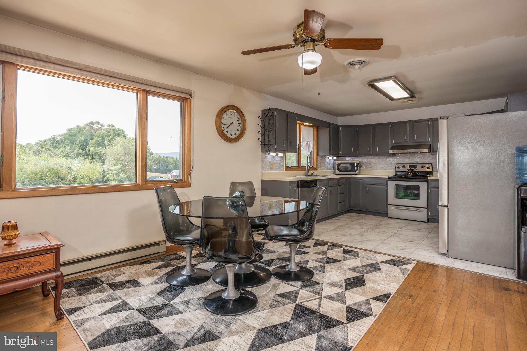 SPRING VALLEY - Residential