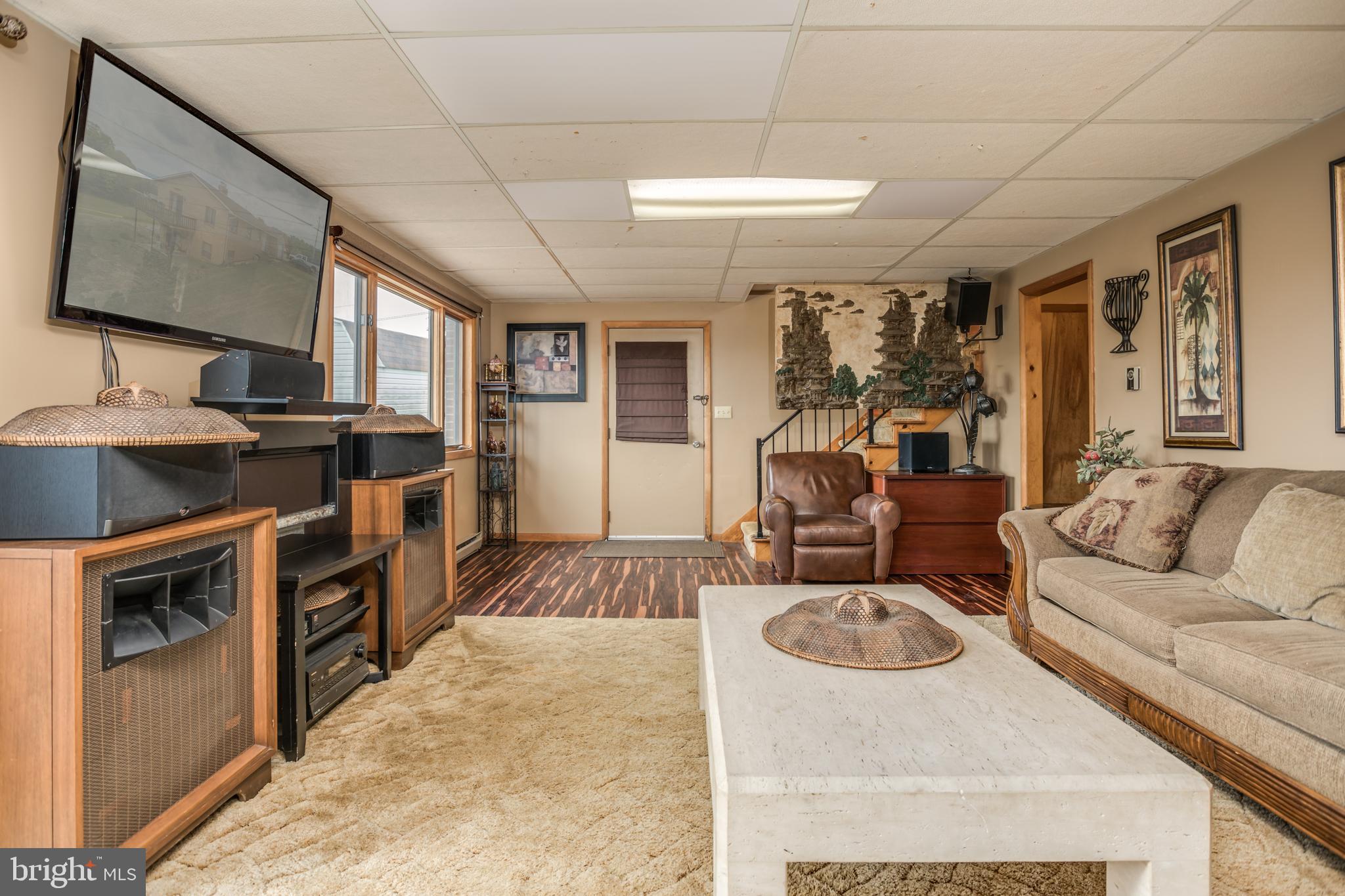 SPRING VALLEY - Residential