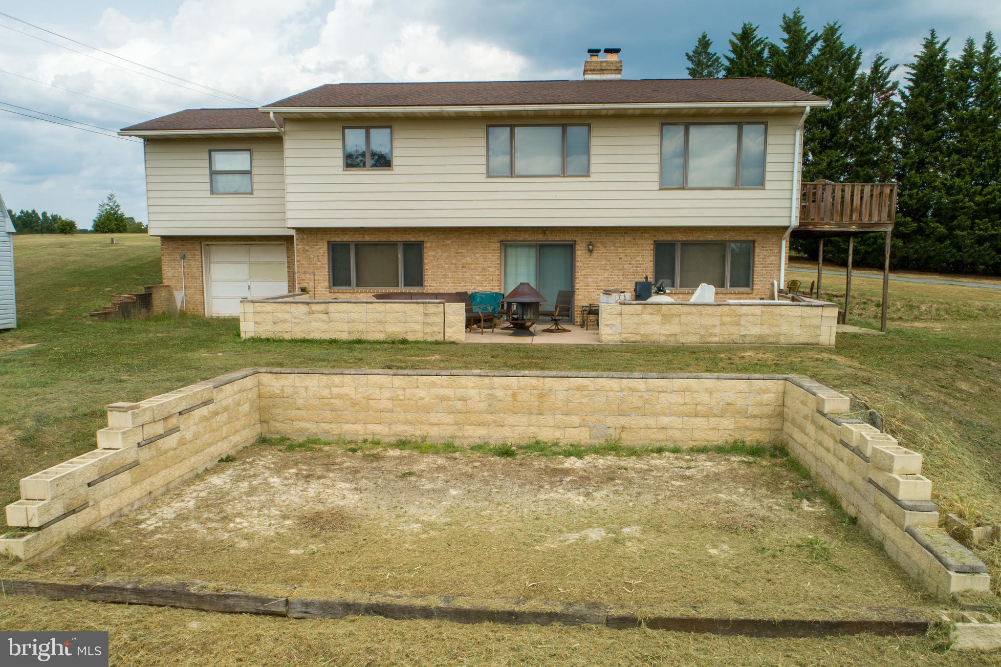 SPRING VALLEY - Residential