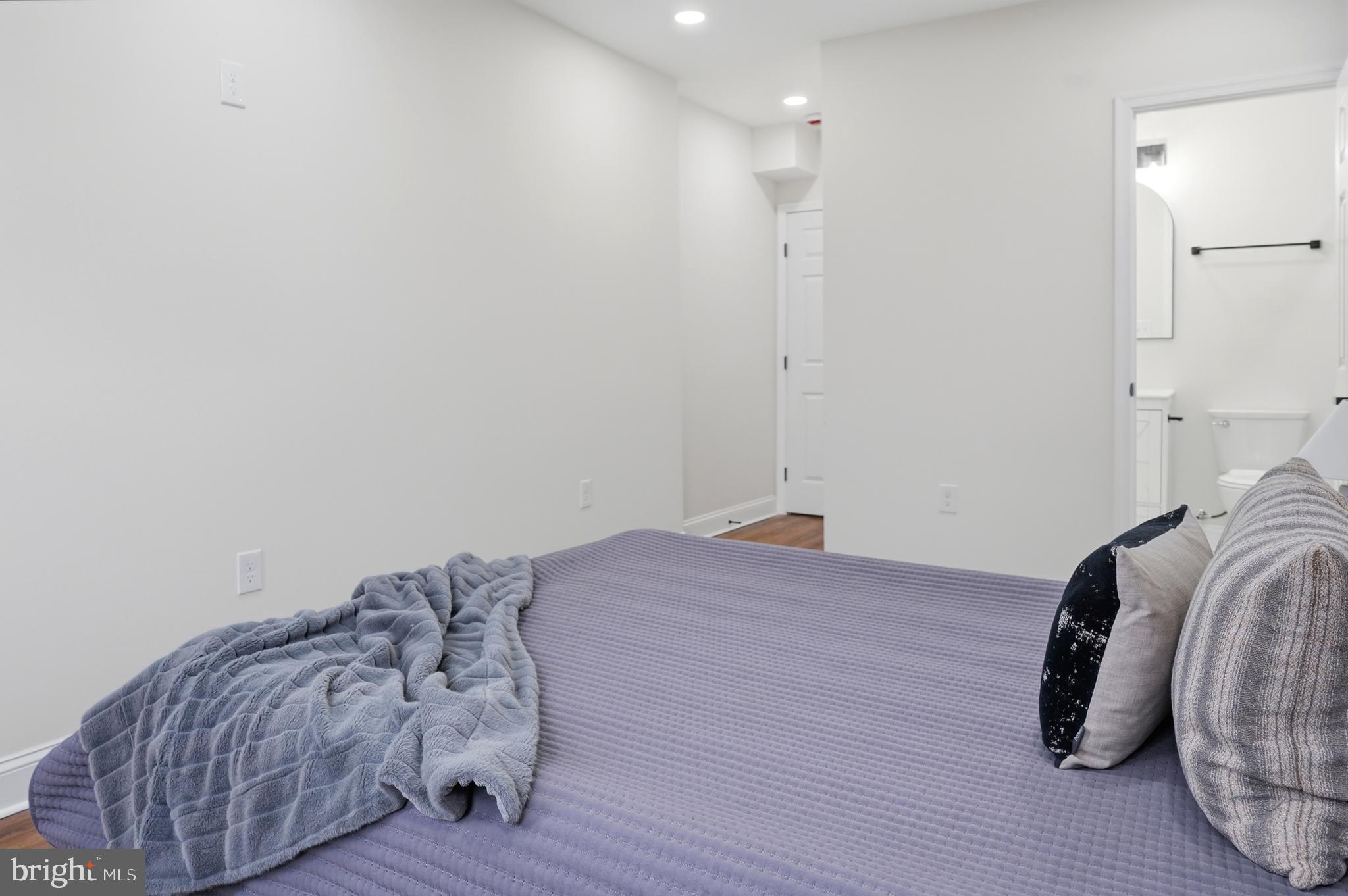 MOUNT CLARE - Residential