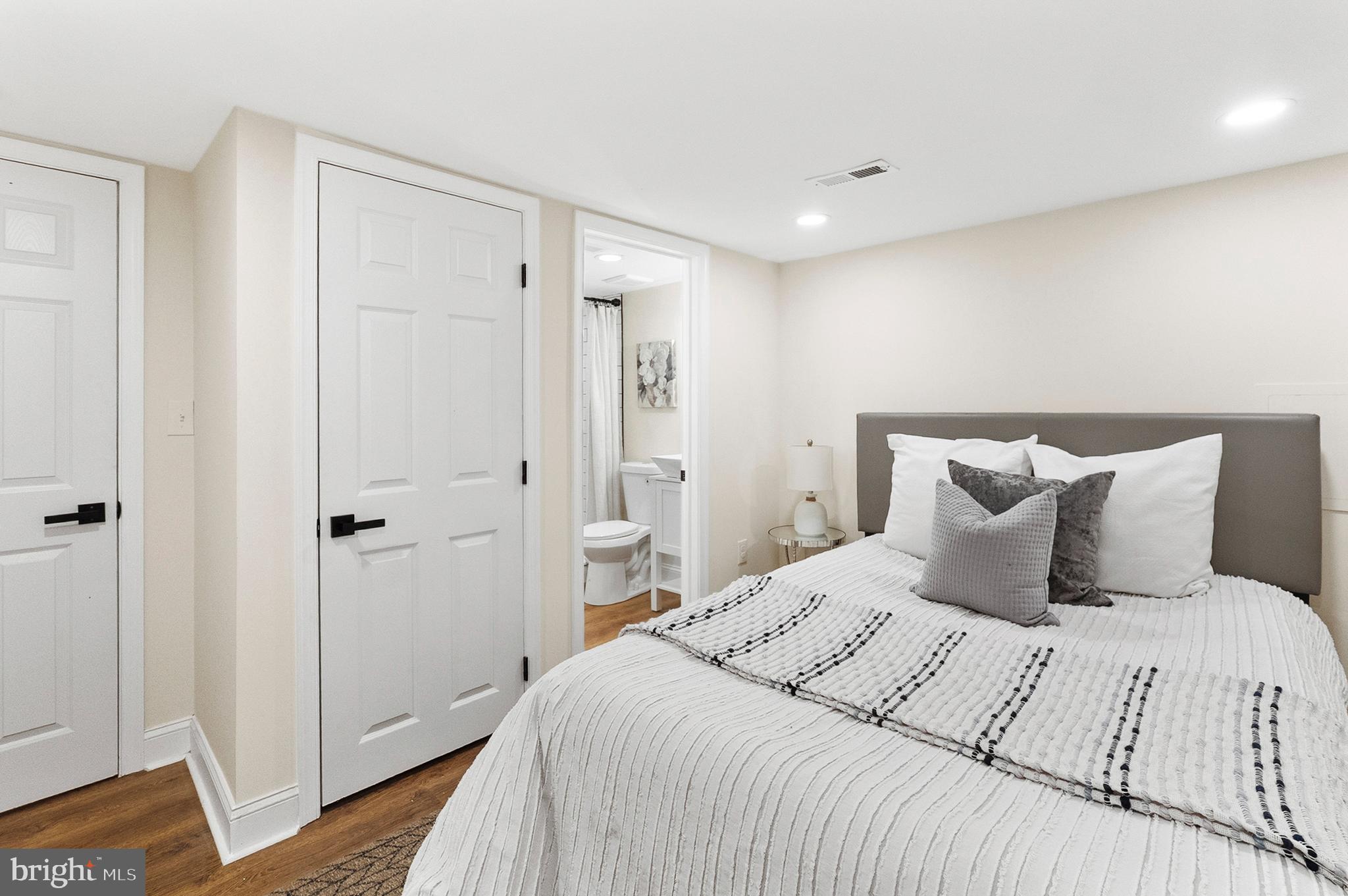 MOUNT CLARE - Residential