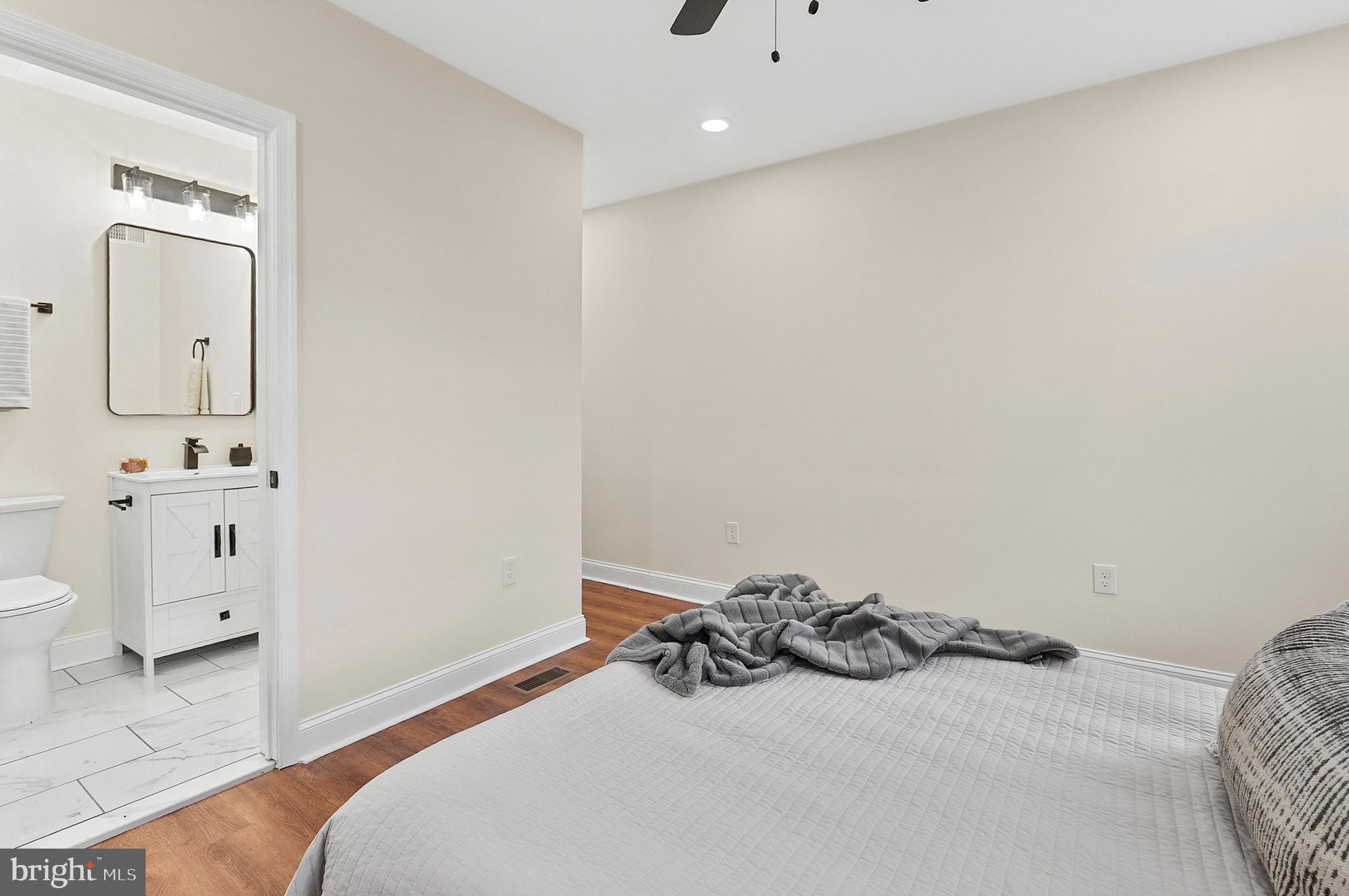 MOUNT CLARE - Residential