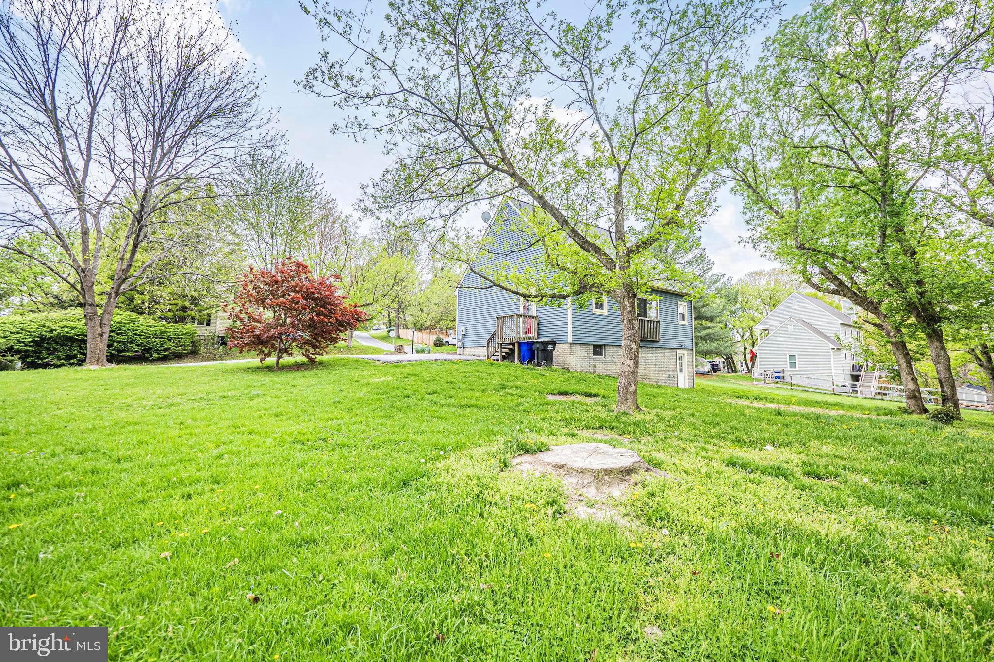 VILLAS LAKE ANITA LOUISE - Residential