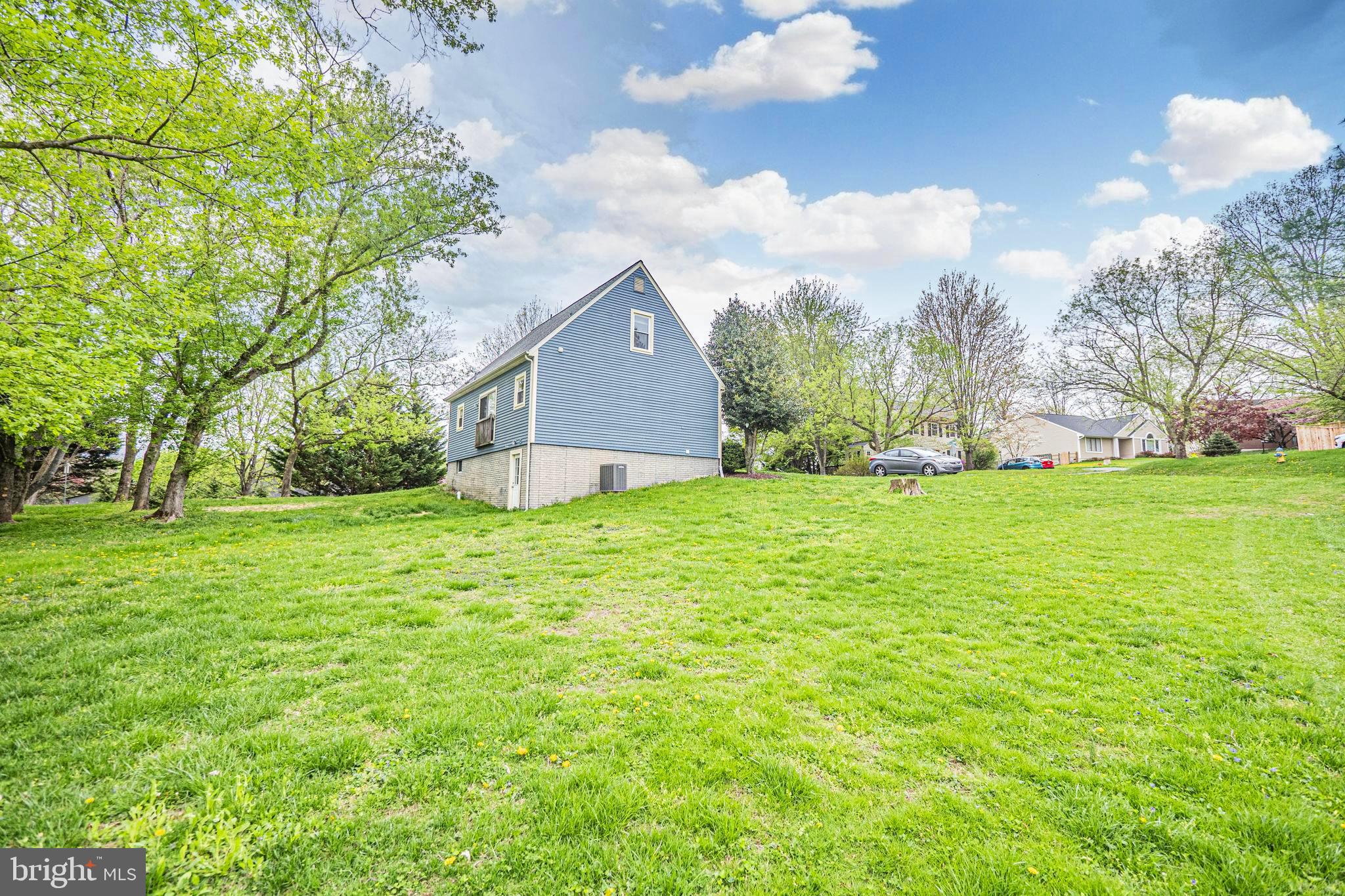 VILLAS LAKE ANITA LOUISE - Residential