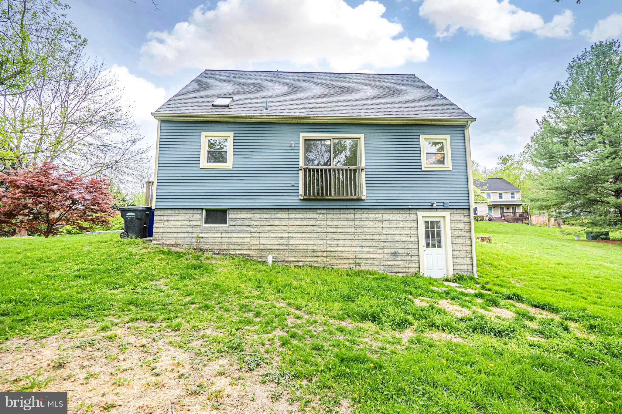 VILLAS LAKE ANITA LOUISE - Residential