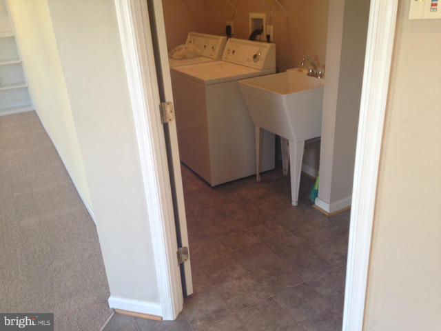 MADDEX FARM - Residential Lease