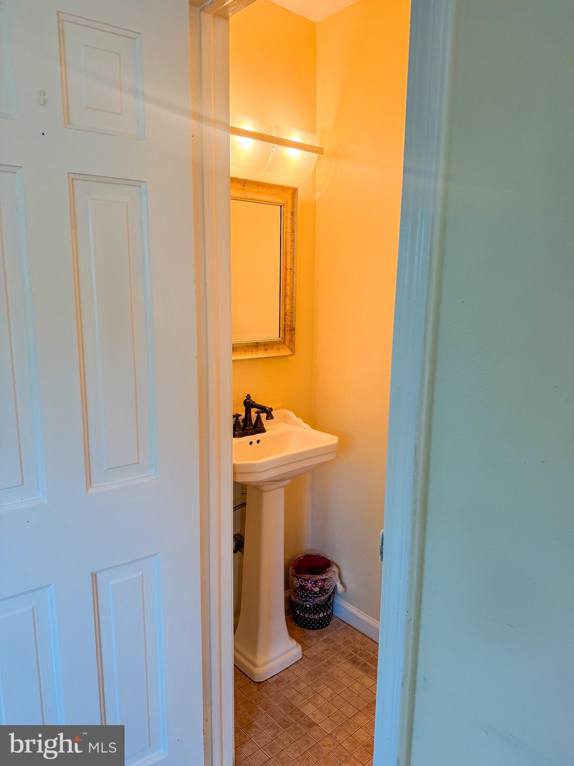 MT VERNON HILLS - Residential