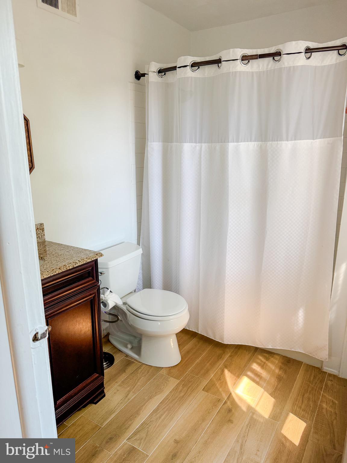 MT VERNON HILLS - Residential