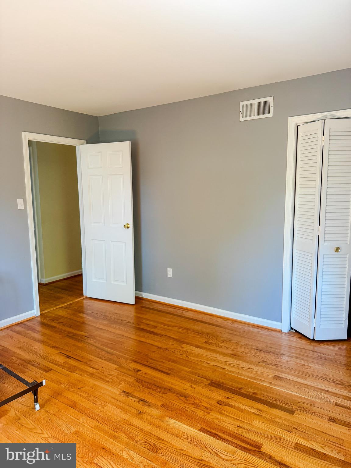 MT VERNON HILLS - Residential