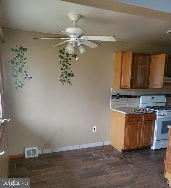 SUNNYBROOK - Residential