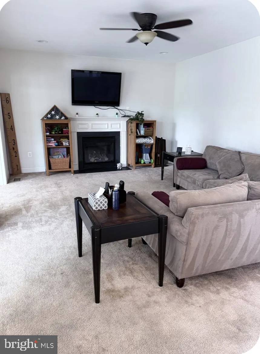 Davidsonville, Maryland 21035, United States, 7 Bedrooms Bedrooms, ,4 BathroomsBathrooms,Residential,Active,155980