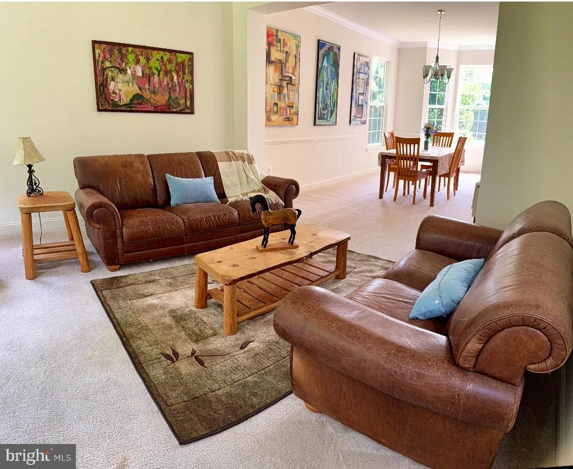 Davidsonville, Maryland 21035, United States, 7 Bedrooms Bedrooms, ,4 BathroomsBathrooms,Residential,Active,155980