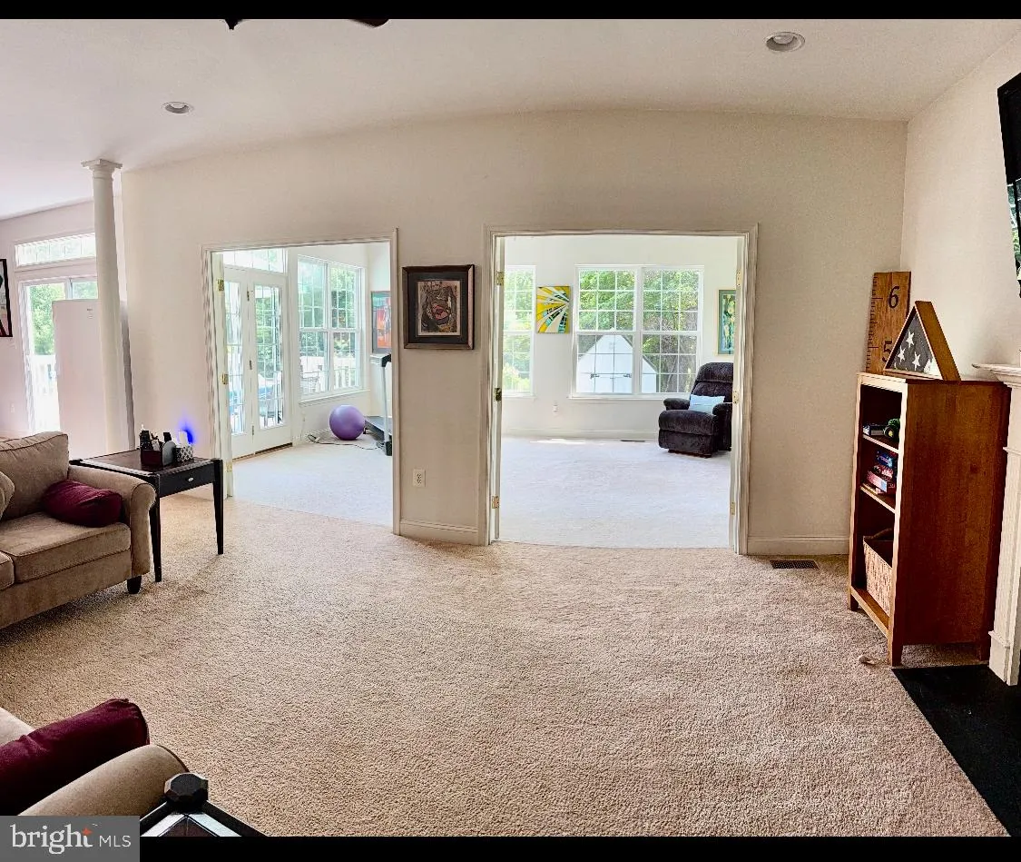 Davidsonville, Maryland 21035, United States, 7 Bedrooms Bedrooms, ,4 BathroomsBathrooms,Residential,Active,155980