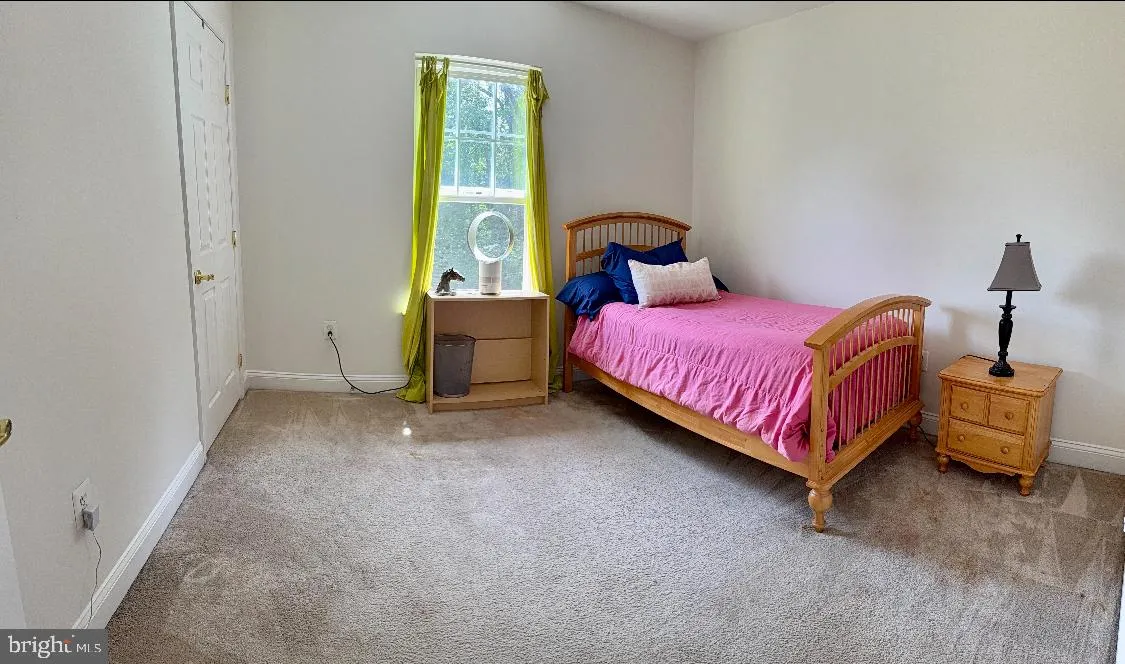 Davidsonville, Maryland 21035, United States, 7 Bedrooms Bedrooms, ,4 BathroomsBathrooms,Residential,Active,155980