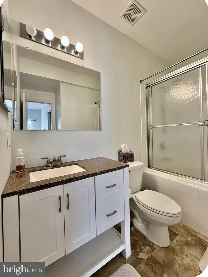 Davidsonville, Maryland 21035, United States, 7 Bedrooms Bedrooms, ,4 BathroomsBathrooms,Residential,Active,155980