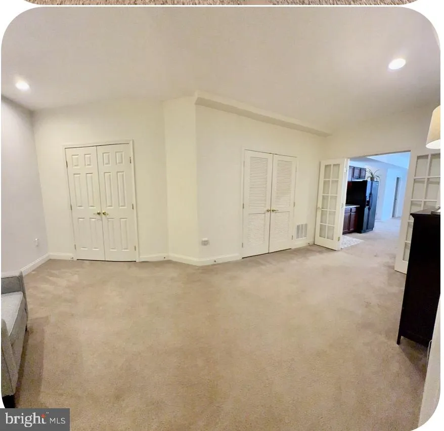 Davidsonville, Maryland 21035, United States, 7 Bedrooms Bedrooms, ,4 BathroomsBathrooms,Residential,Active,155980