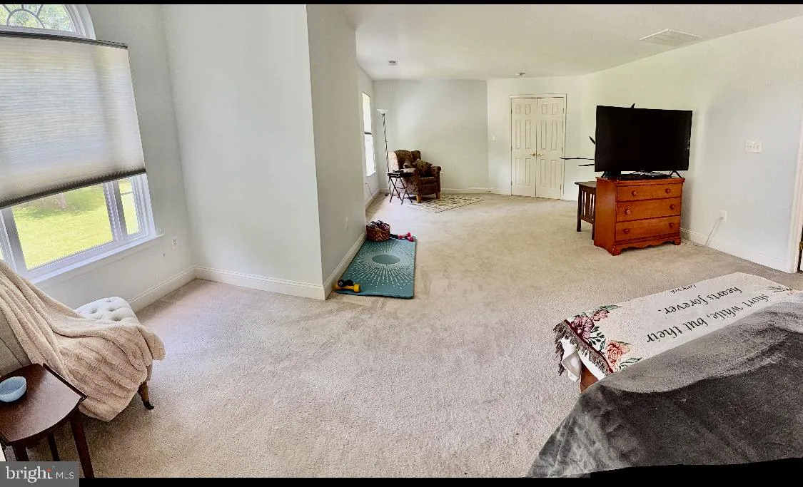 Davidsonville, Maryland 21035, United States, 7 Bedrooms Bedrooms, ,4 BathroomsBathrooms,Residential,Active,155980