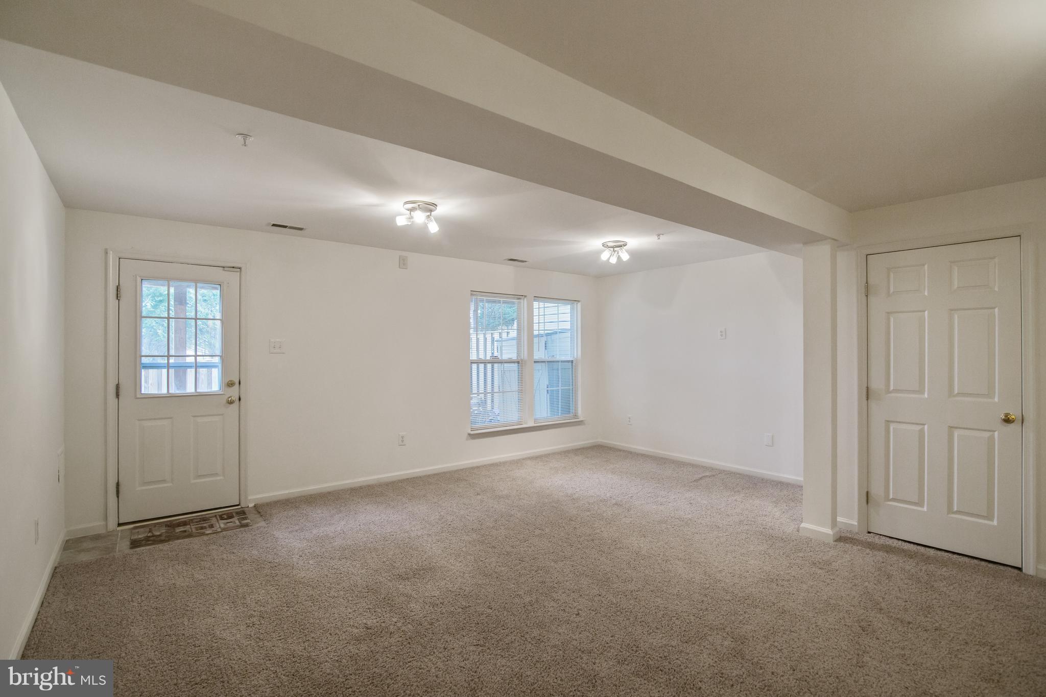 OWINGS MILLS - Residential