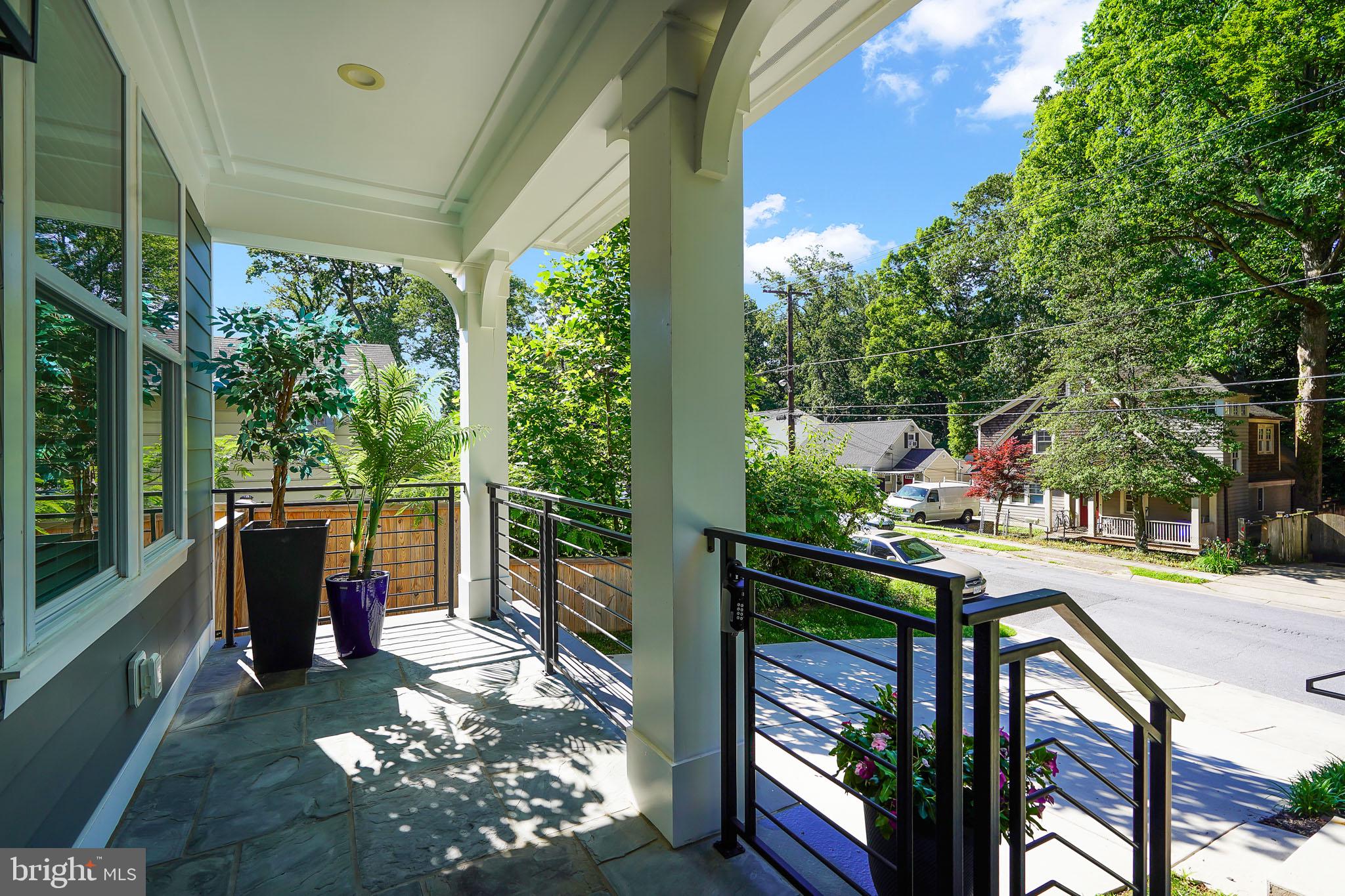 ROCK CREEK PALISADES - Residential