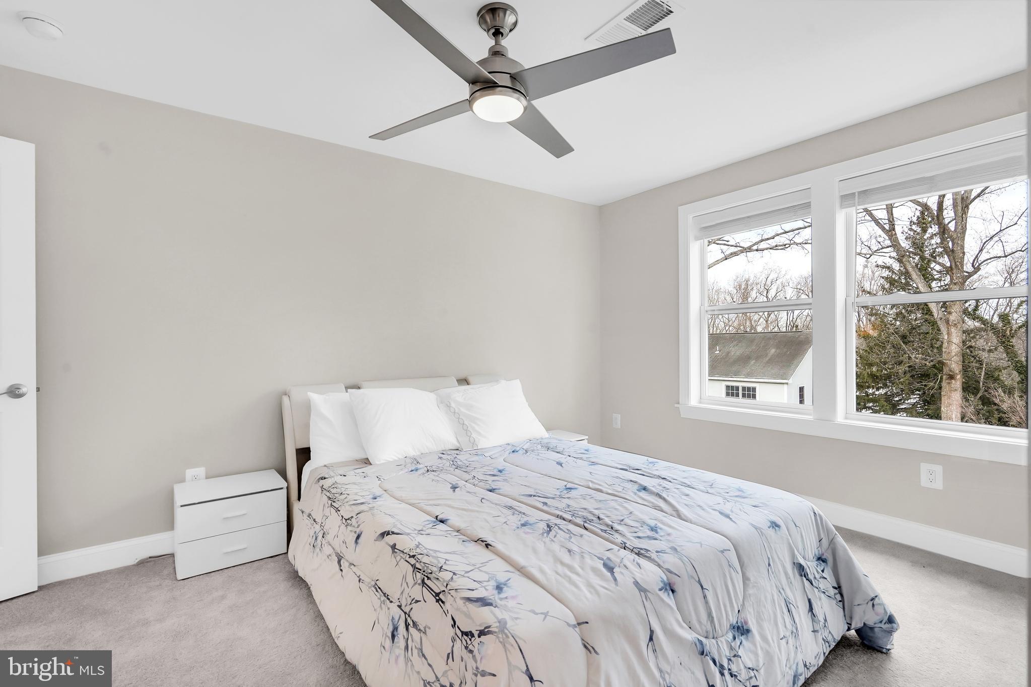 ROCK CREEK PALISADES - Residential