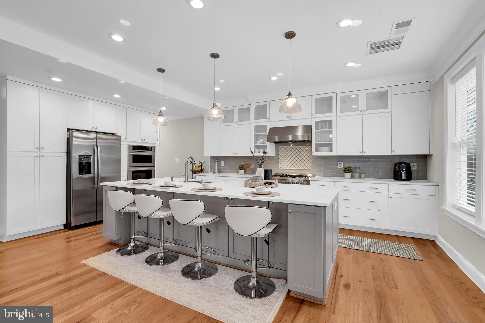 ROCK CREEK PALISADES - Residential