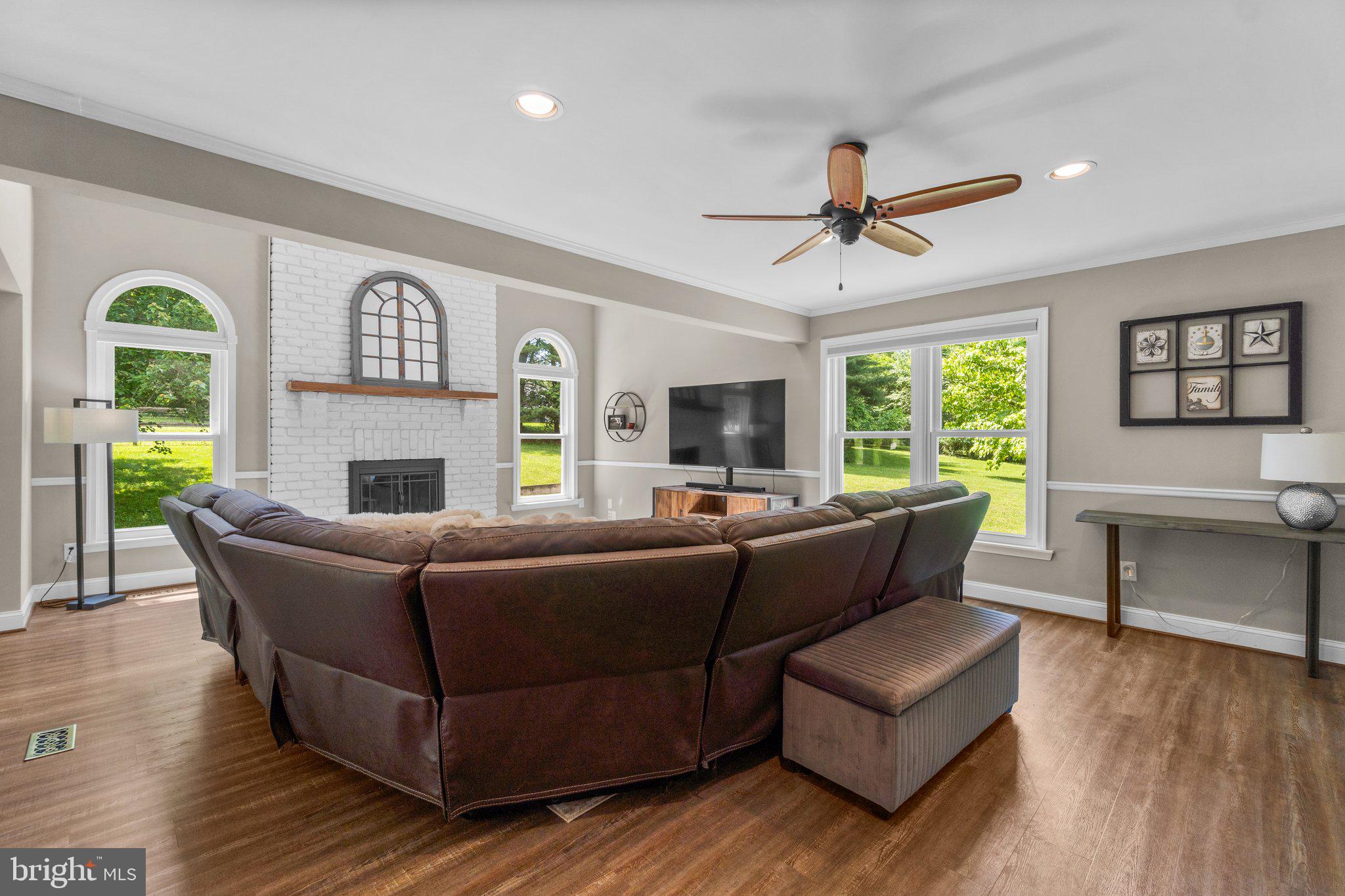 WEST FRIENDSHIP - Residential