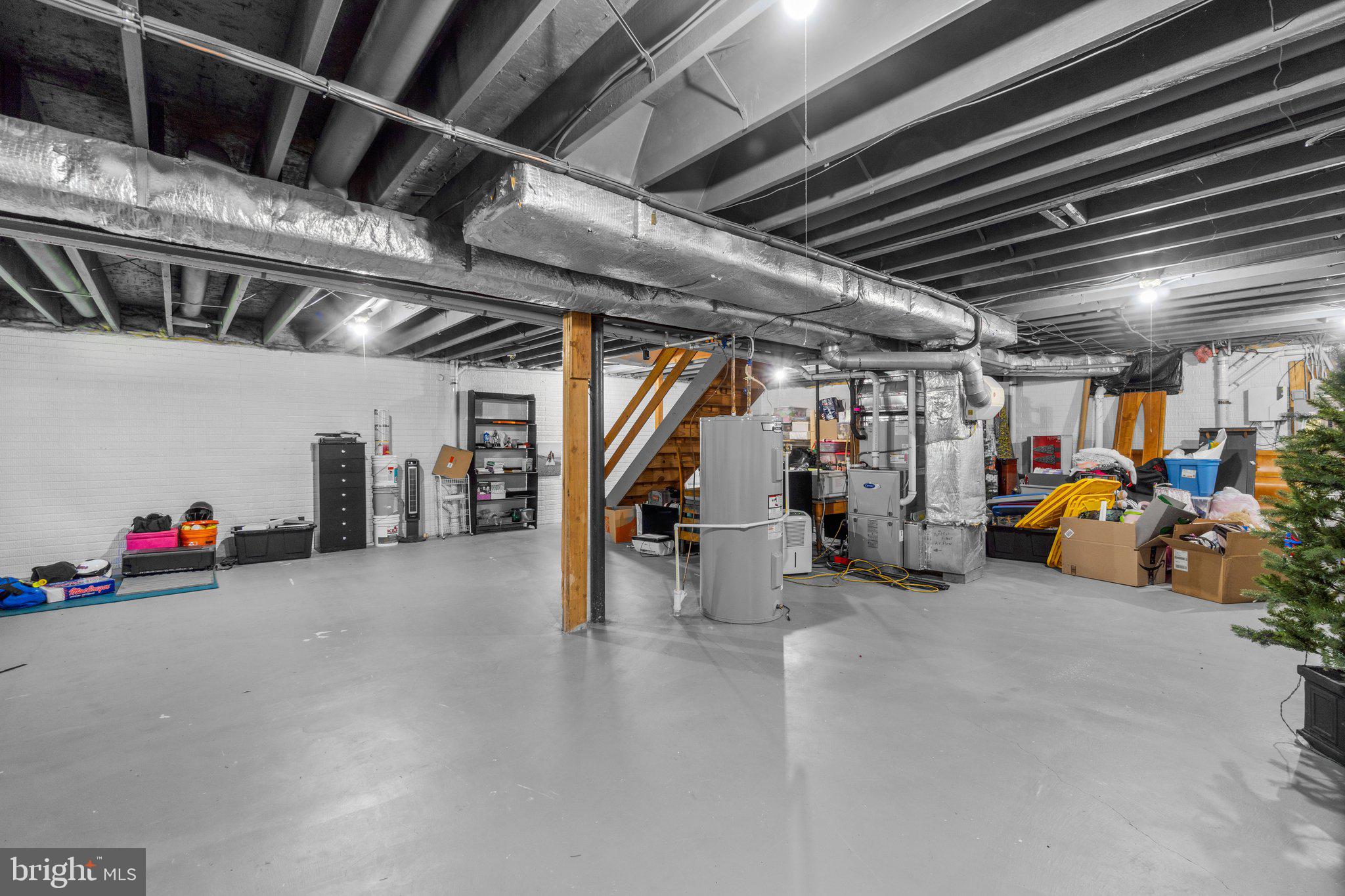 WEST FRIENDSHIP - Residential