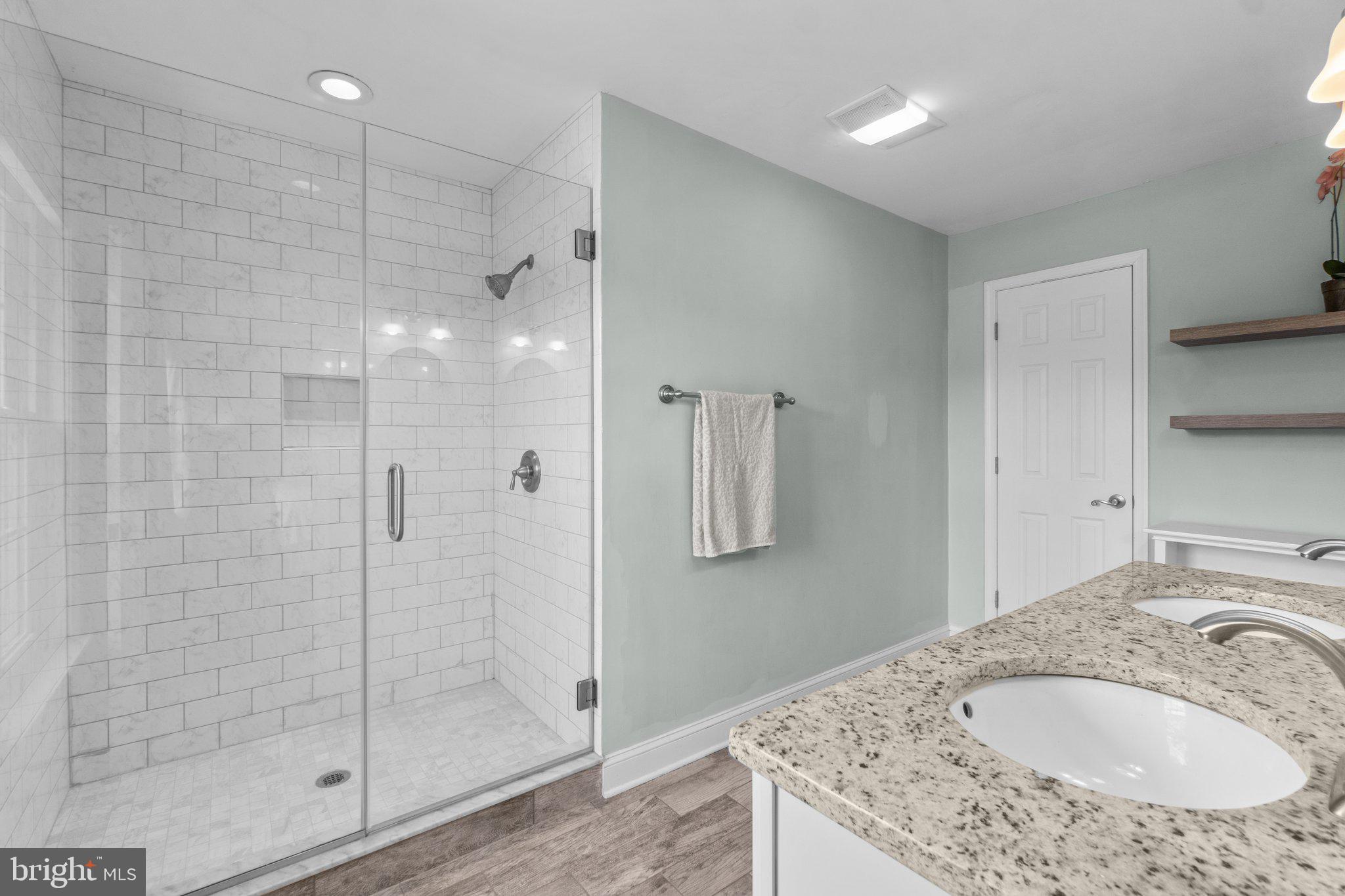 WEST FRIENDSHIP - Residential