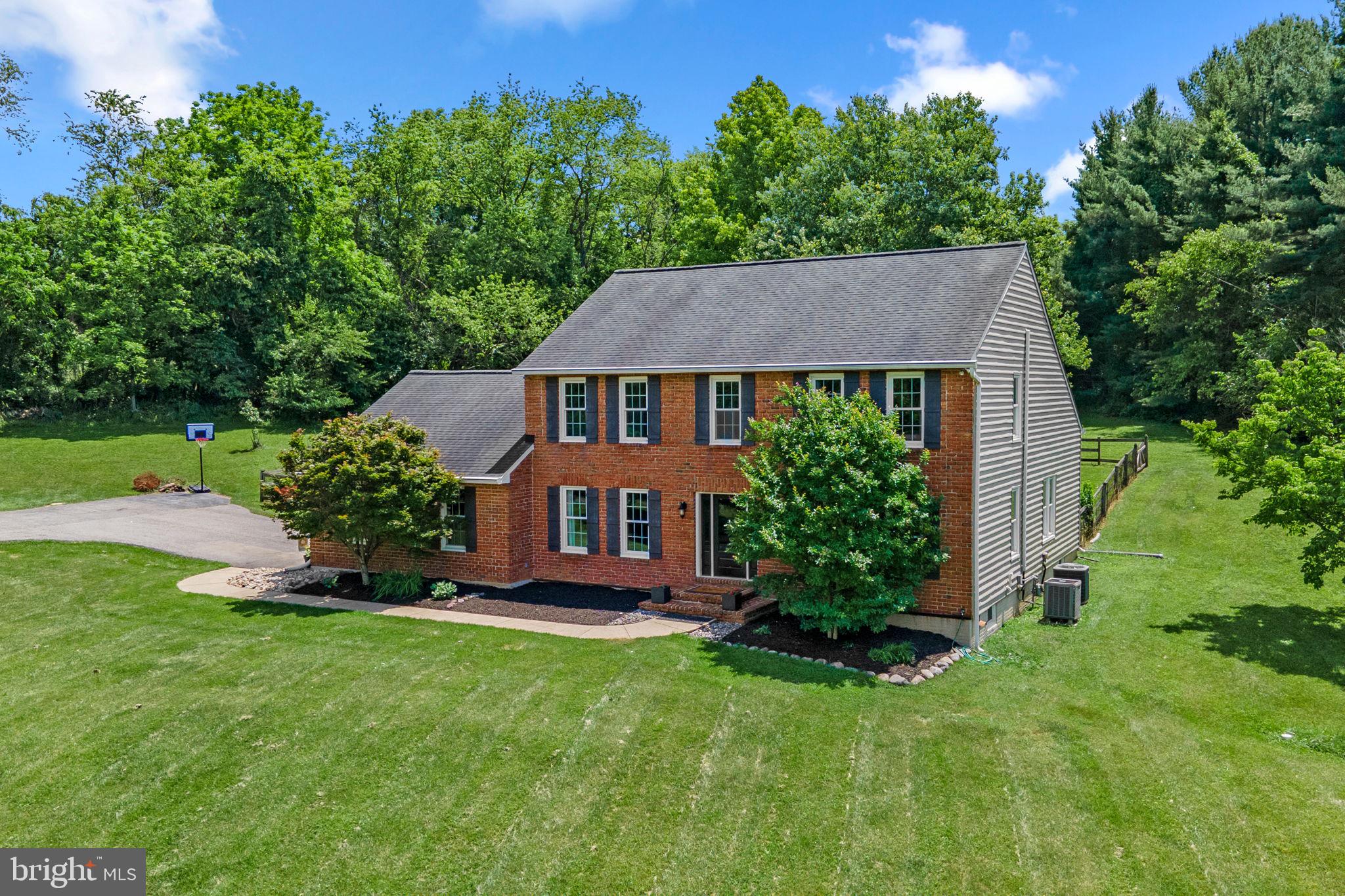 WEST FRIENDSHIP - Residential