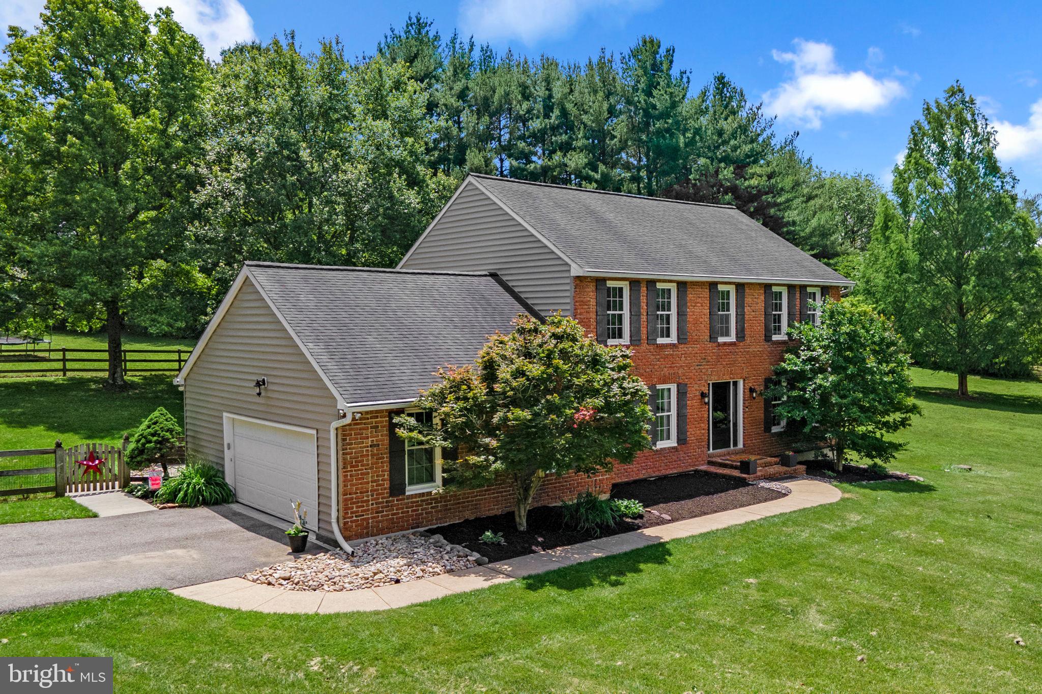 WEST FRIENDSHIP - Residential