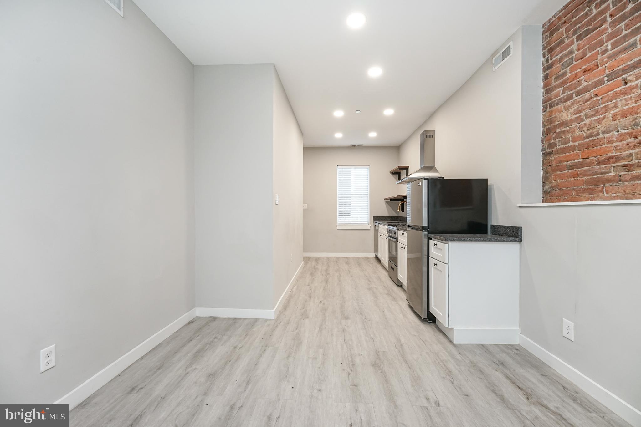 RITTENHOUSE SQUARE - Residential Income