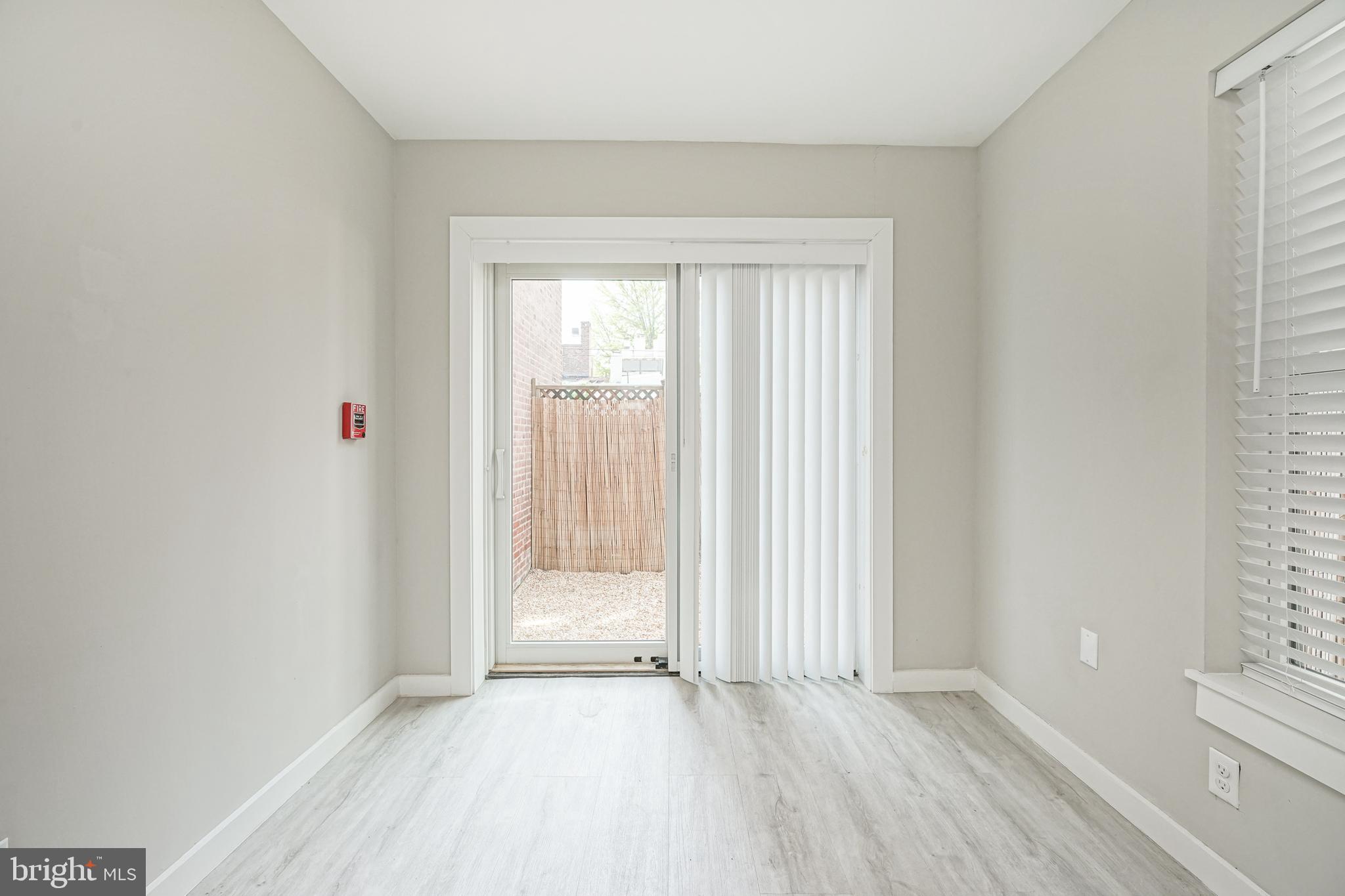 RITTENHOUSE SQUARE - Residential Income