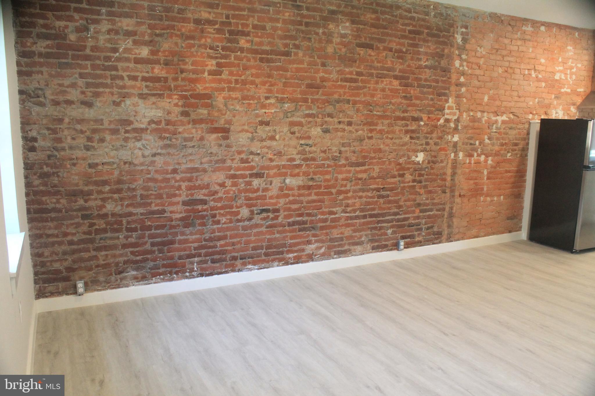 RITTENHOUSE SQUARE - Residential Income