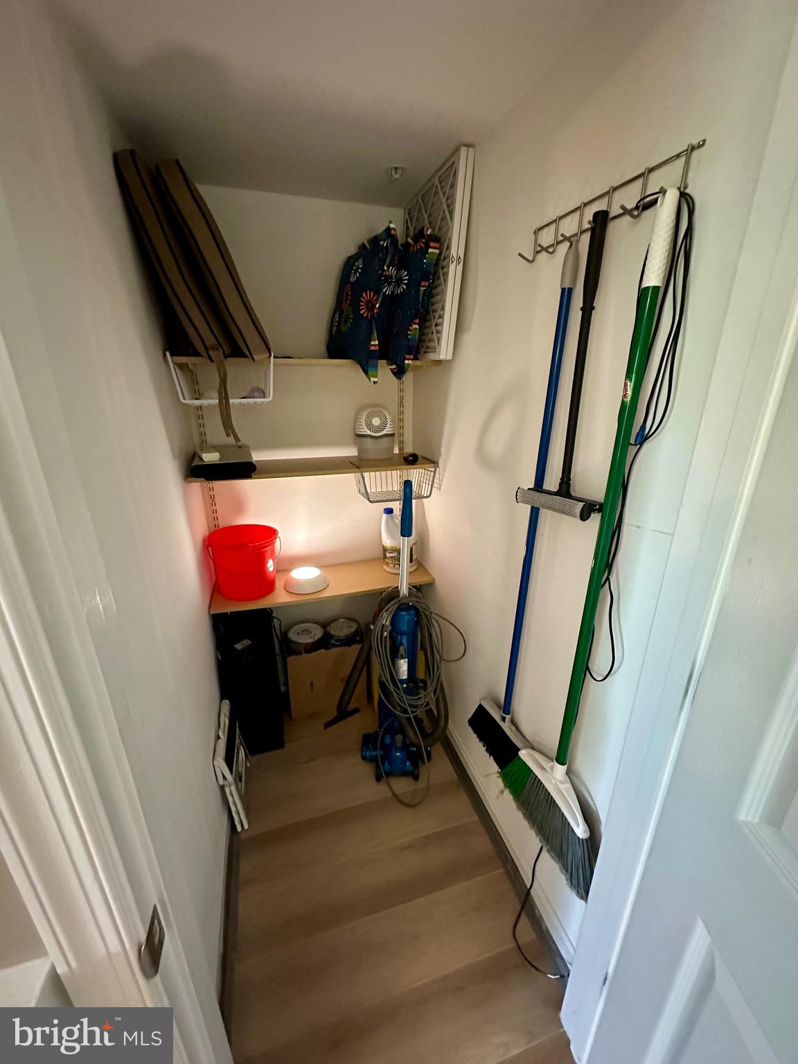 HARBOUR GATES - Residential Lease