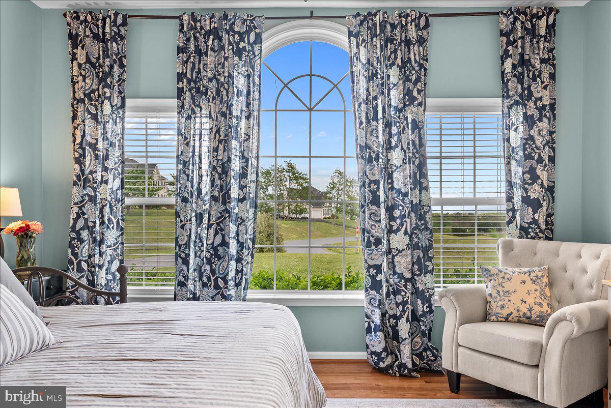 WAVERLY VIEW - Residential