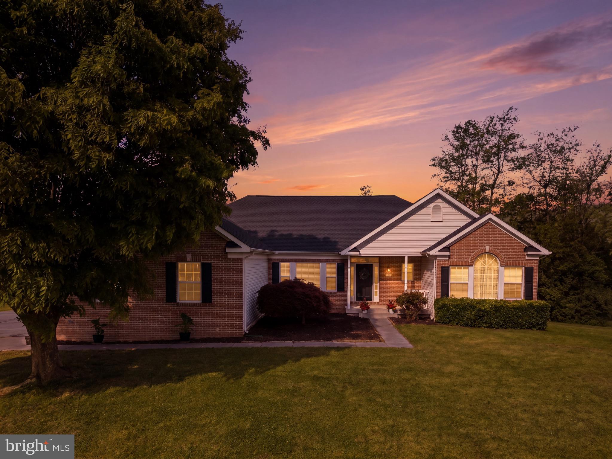 WAVERLY VIEW - Residential