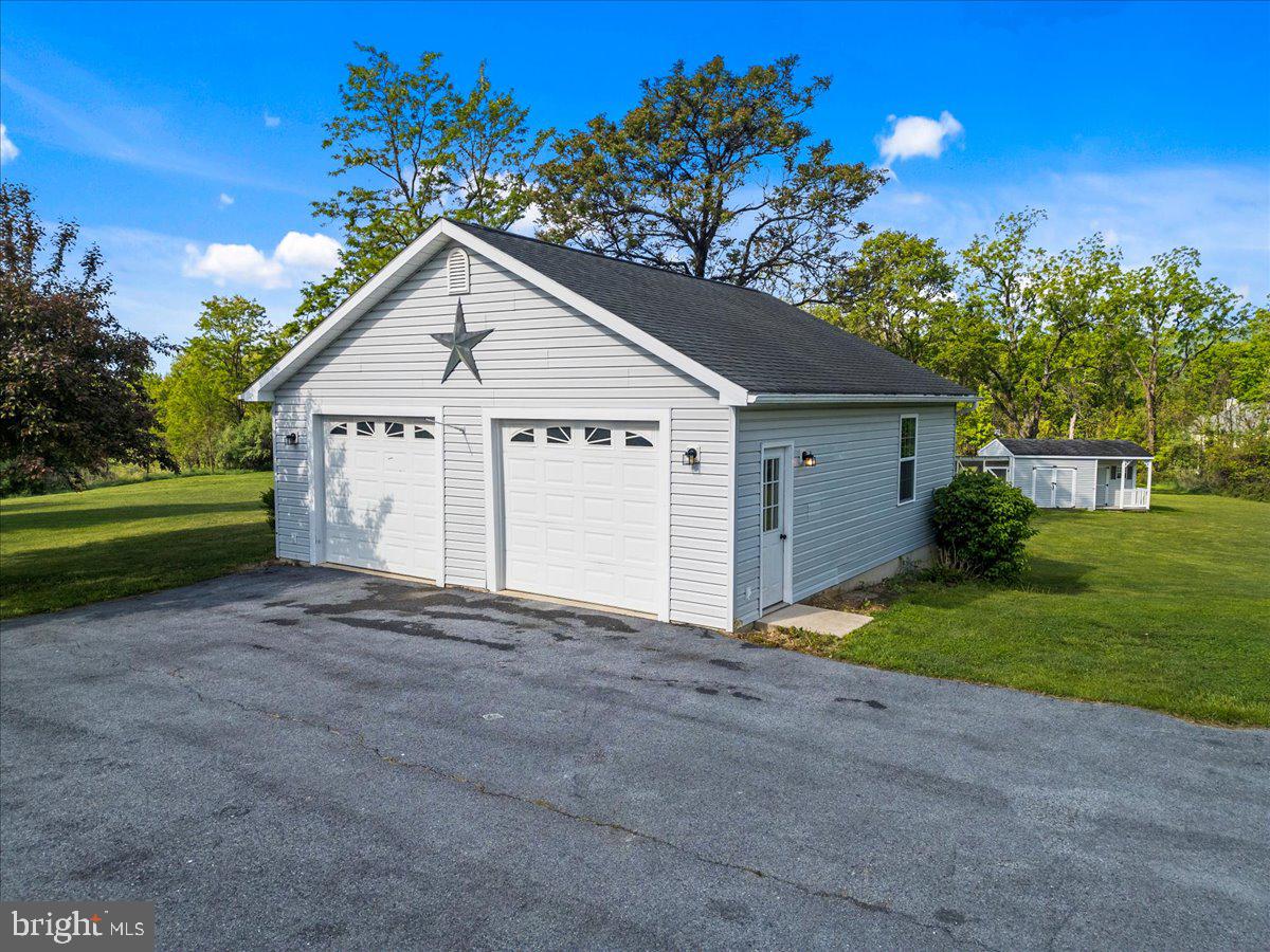 WAVERLY VIEW - Residential