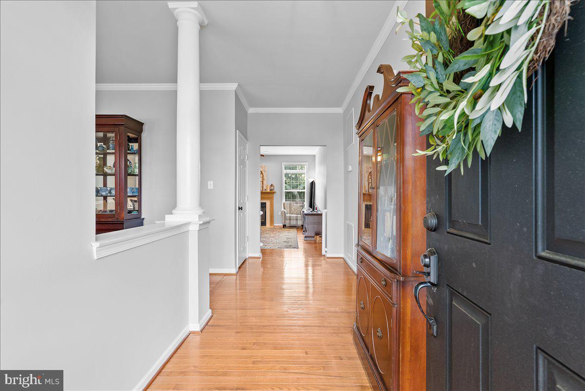 WAVERLY VIEW - Residential