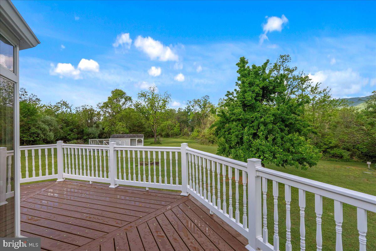 WAVERLY VIEW - Residential