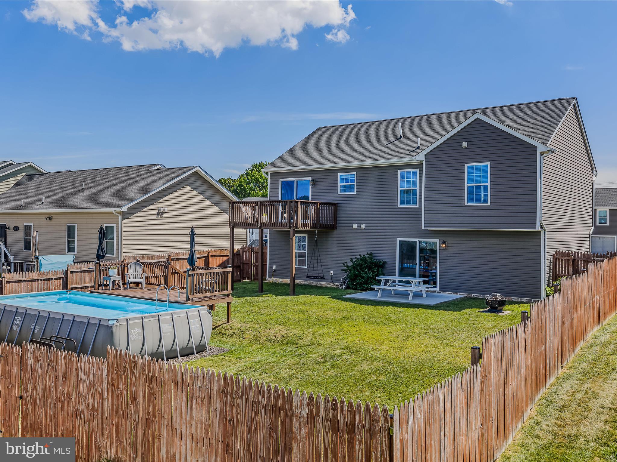 RED HILL - Residential