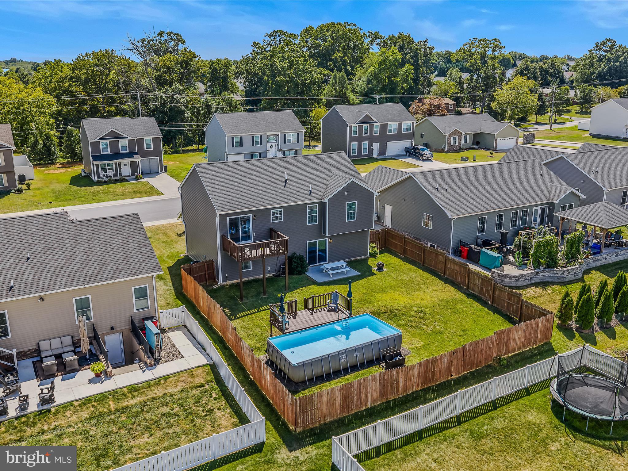 RED HILL - Residential