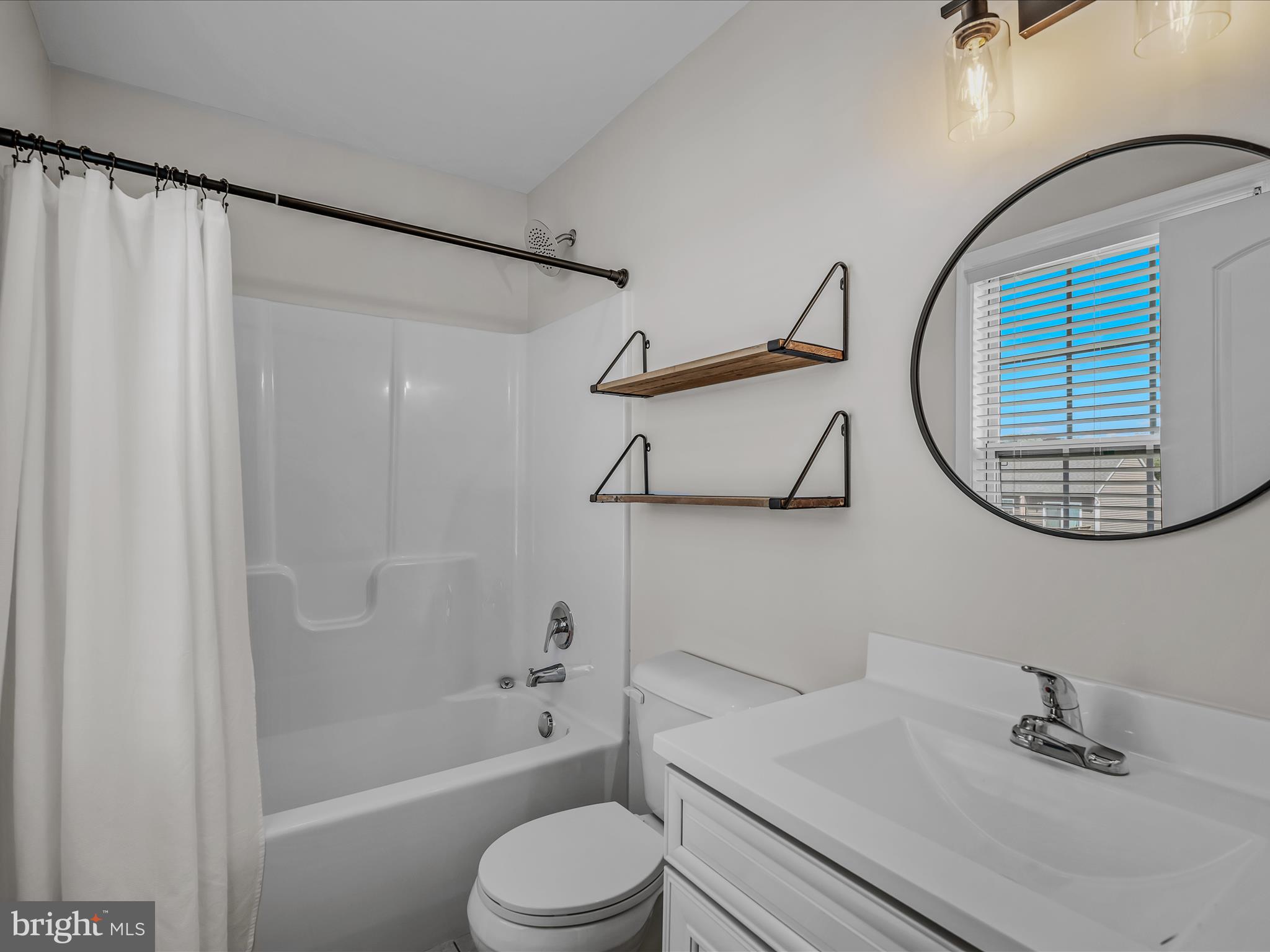 RED HILL - Residential