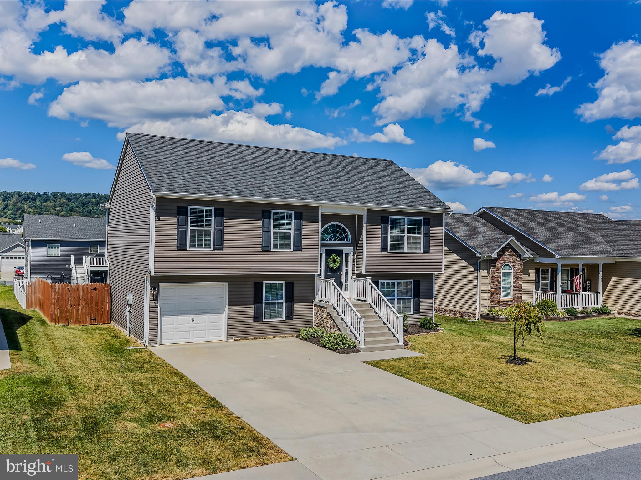 RED HILL - Residential