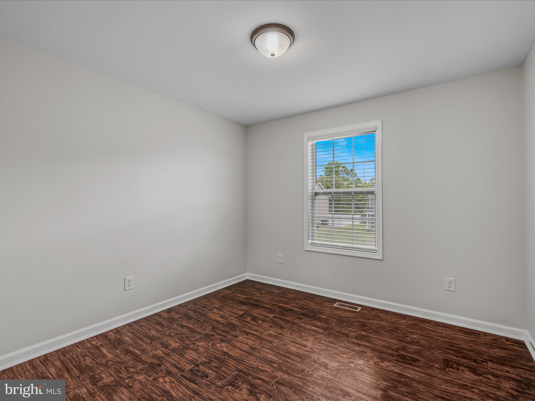 RED HILL - Residential